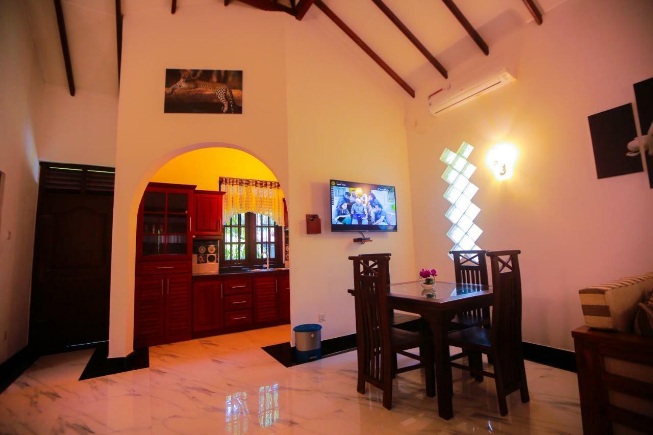 Sri Lankan Villa Elagawagoda Luaran gambar